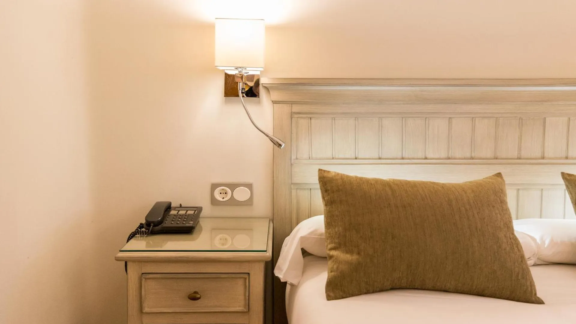 Bypillow California Malaga Hotel